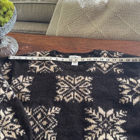 Brown and Cream Snowflake Sweater LLBean Wool - Picture 12 of 12